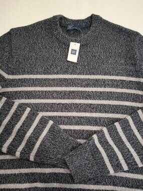 Gap Sweater - NWT - Men's Medium